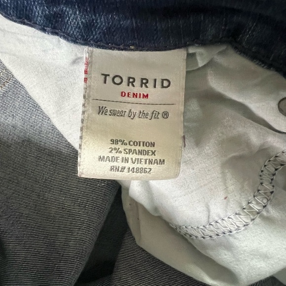 Torrid Denim Distressed Women's Skinny Jeans Size 20XT - Picture 9 of 10